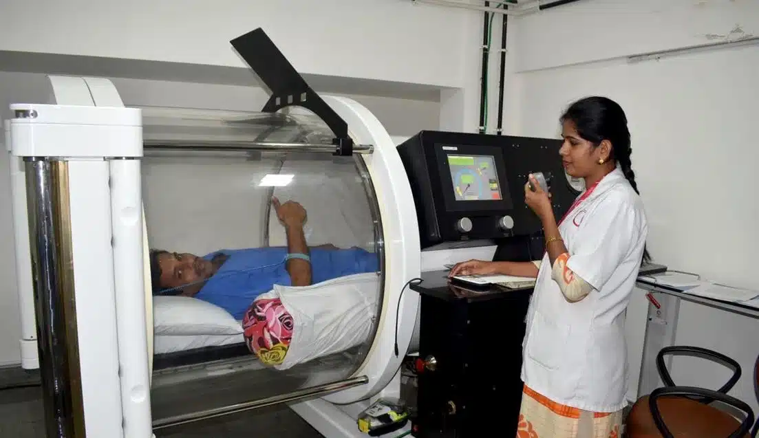 Hyperbaric Oxygen Therapy Chamber